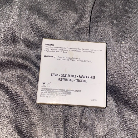 🦋Brand New 5 piece makeup bundle! - Picture 4 of 8